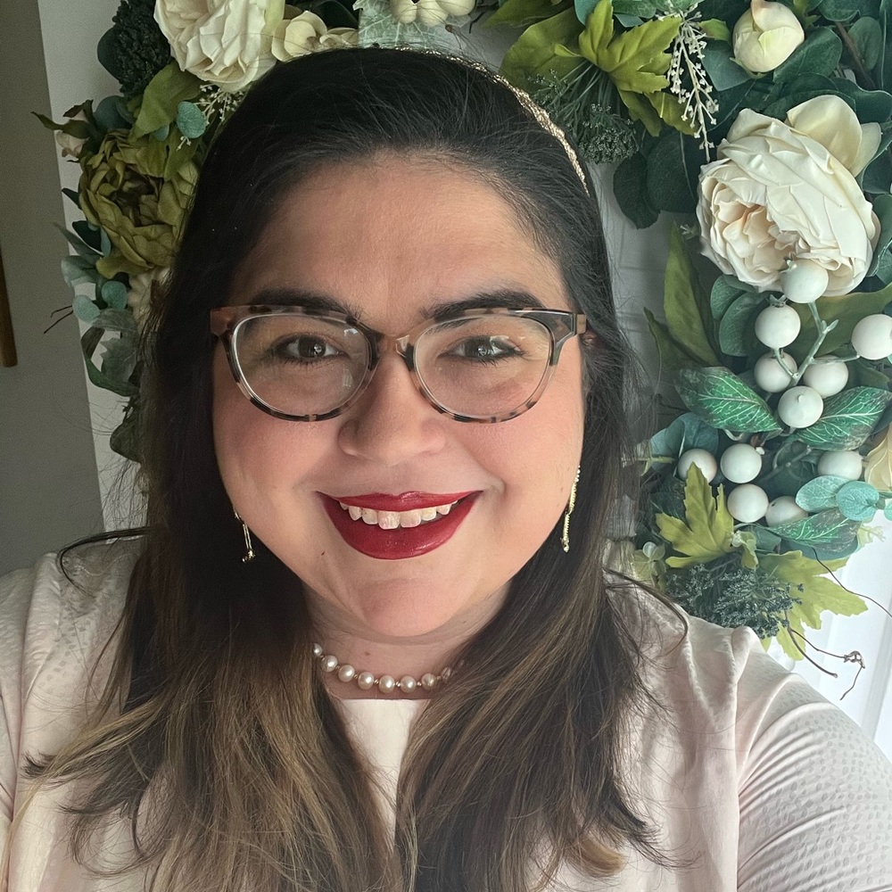 Meet your Posher, Danielle
